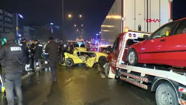 Pendik D-100 Karayolu'nda kaza: 1 ölü, 3 yaralı