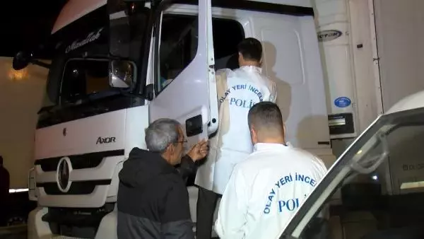 Pendik D-100 Karayolu'nda kaza: 1 ölü, 3 yaralı