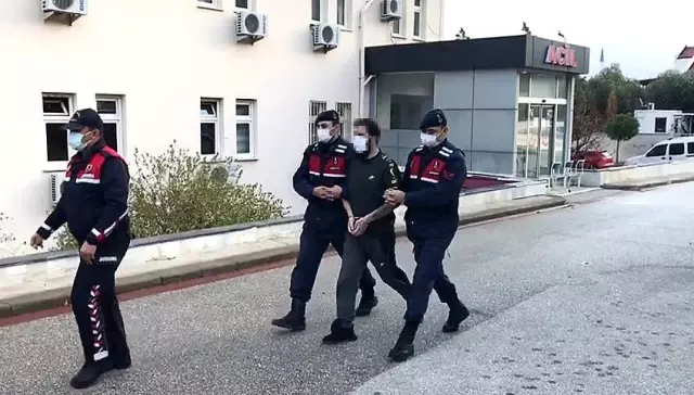 Yatak yorgan attığı minibüsle dolaşıp hırsızlık yapan kişi kıskıvrak yakalandı