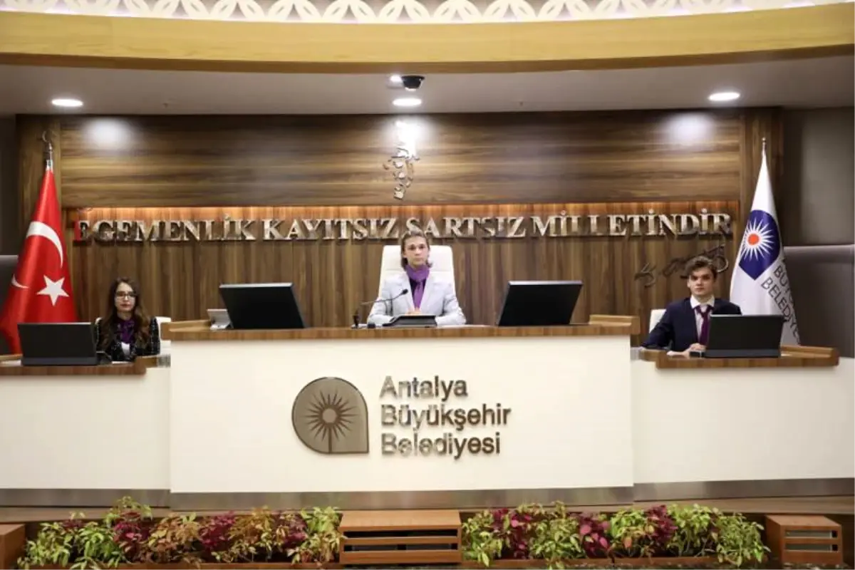 Antalya Büyükşehir Belediyesi Gençlik Meclisi Açıklaması