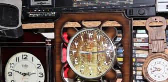 Antikacı, tersine çalışan saat yaptı! Hikayesi kendisinden de ilginç