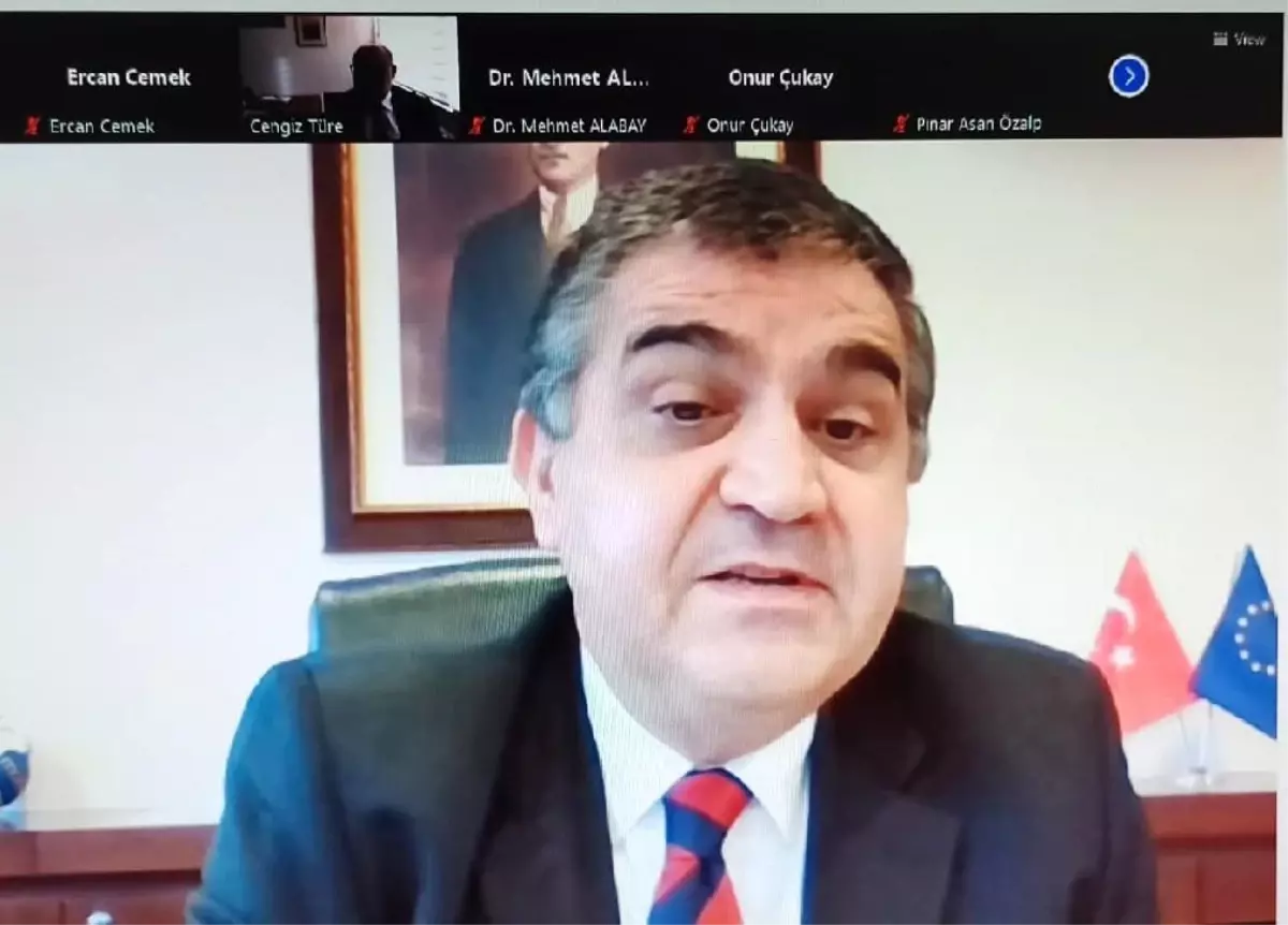 'Avrupa'nın Geleceği ve Gençler' Söyleşilerinin Üçüncü Oturumu Gerçekleştirildi