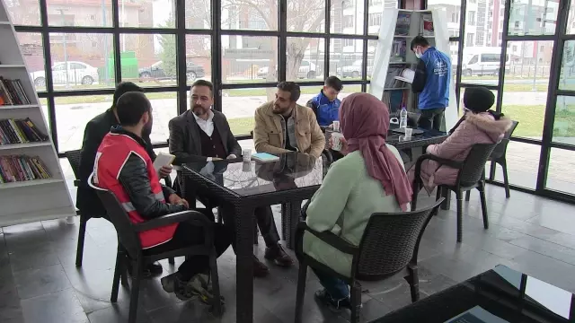KAHRAMANMARAŞ - Genç Kitap Kafe hizmete girdi