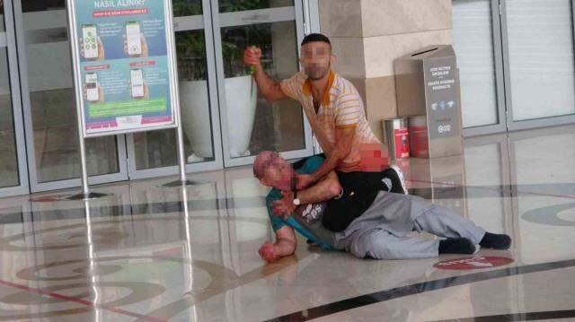 Ustasının boğazına ekmek bıçağı dayayıp rehin alan zanlıdan 'akli denge' raporu istendi- Ustasının boğazına ekmek bıçağı dayayıp rehin alan zanlıdan 'akli denge' raporu istendi-