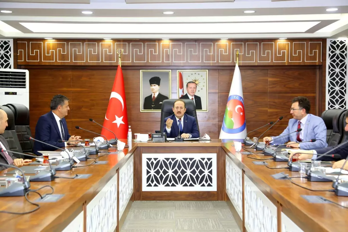 VALİ ALİ HAMZA PEHLİVAN BAŞKANLIĞINDA COĞRAFİ İŞARETLER TOPLANTISI GERÇEKLEŞTİRİLDİ