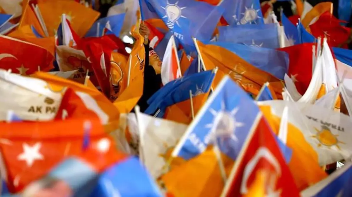 AK Parti'nin resmi sitesindeki iller listesinde Hatay'ın bulunmaması sosyal medyada gündem oldu