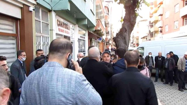 Çanakkale'de Ali Babacan'a protesto: Hakkımı helal etmiyorum