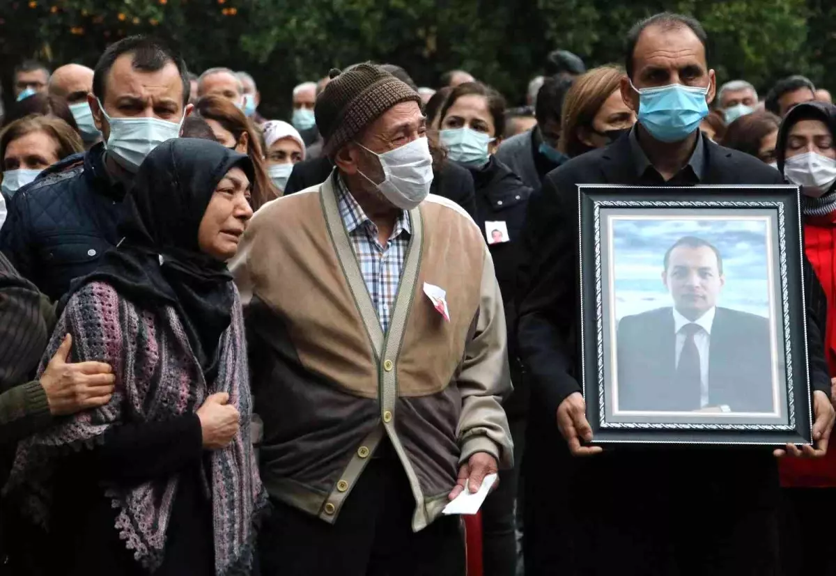 Son dakika: Korona virüse yenilen veteriner hekime gözyaşları sel oldu