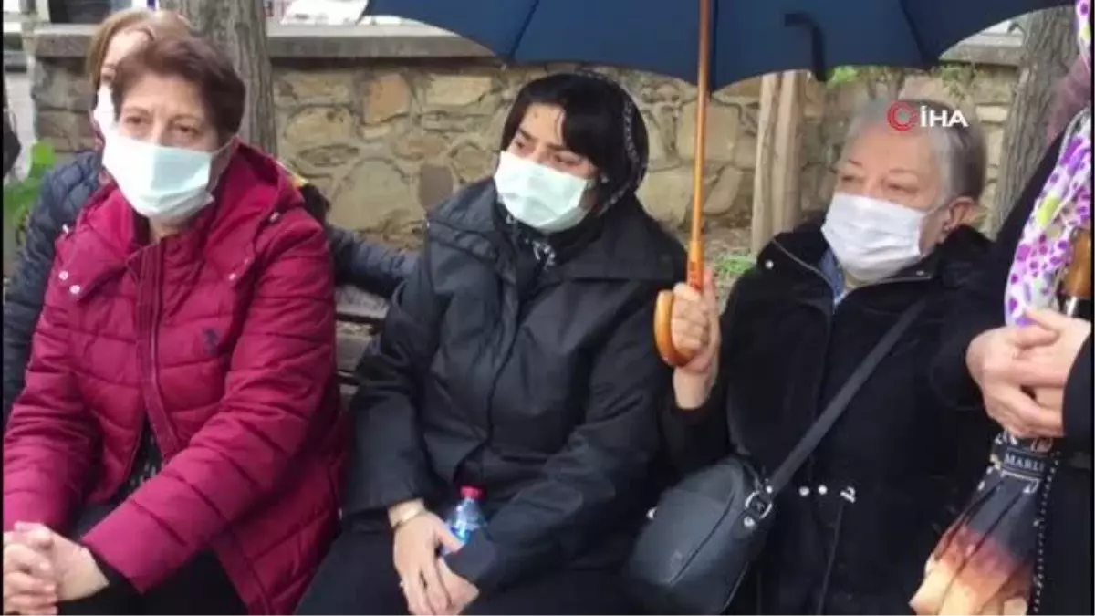 Alaşehir'in sevilen doktoru 'Adnan Baba' kalbine yenik düştü