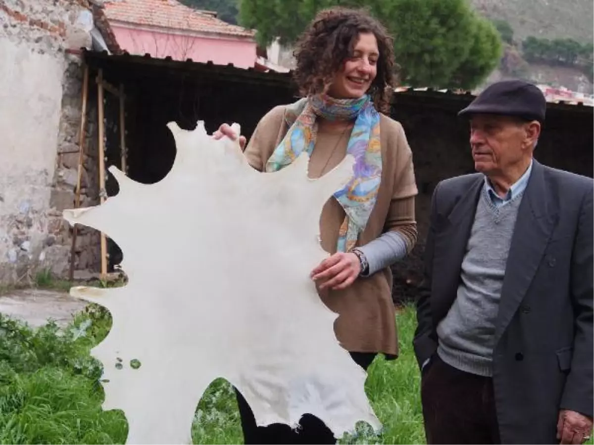 Bergama'nın kültürel mirasını kadın usta taşıyacak