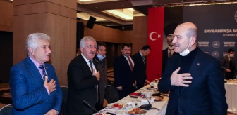 İçişleri Bakanı Süleyman Soylu Bayrampaşa'da muhtarlarla bir araya geldi