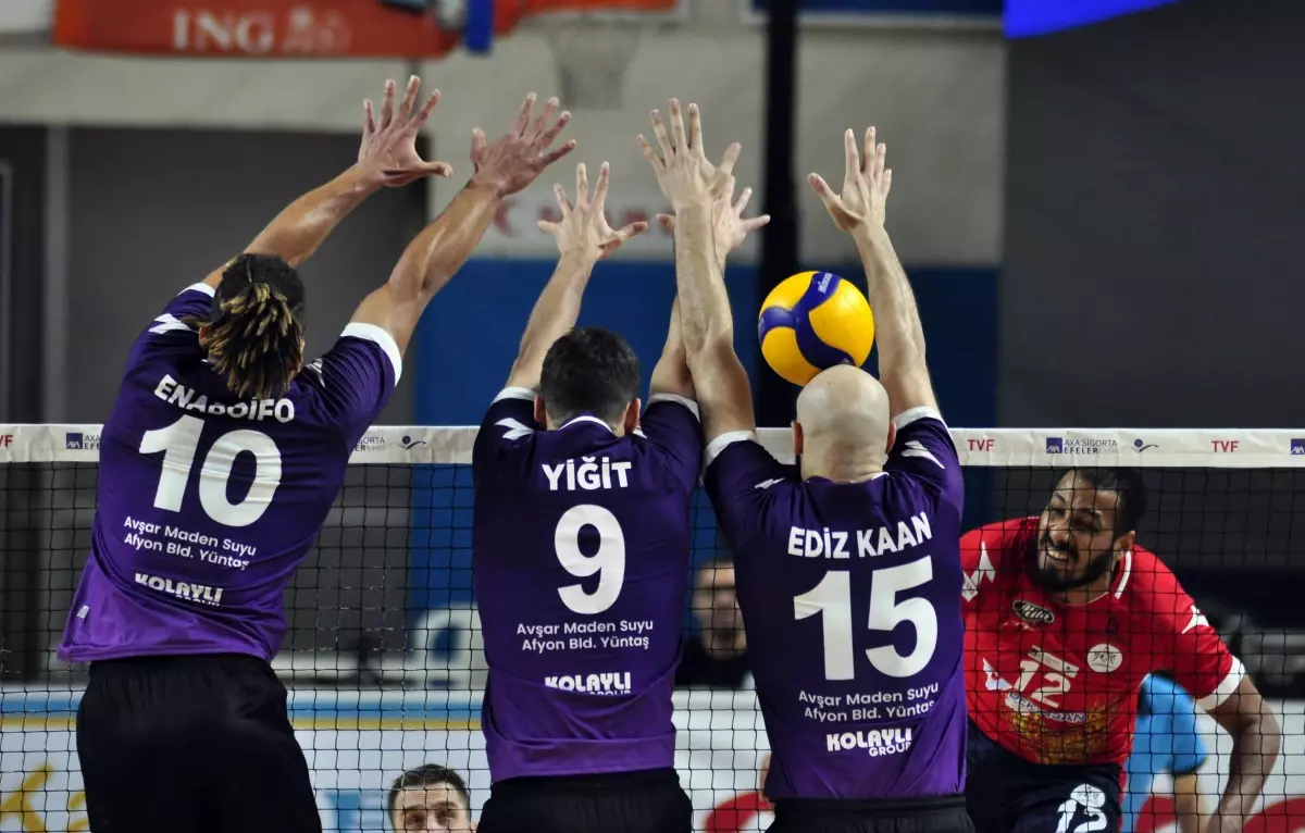 Voleybol: AXA Sigorta Efeler Ligi