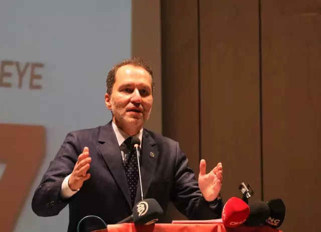 Yeniden Refah Partisi Genel Başkanı Erbakan, Burdur'da konuştu