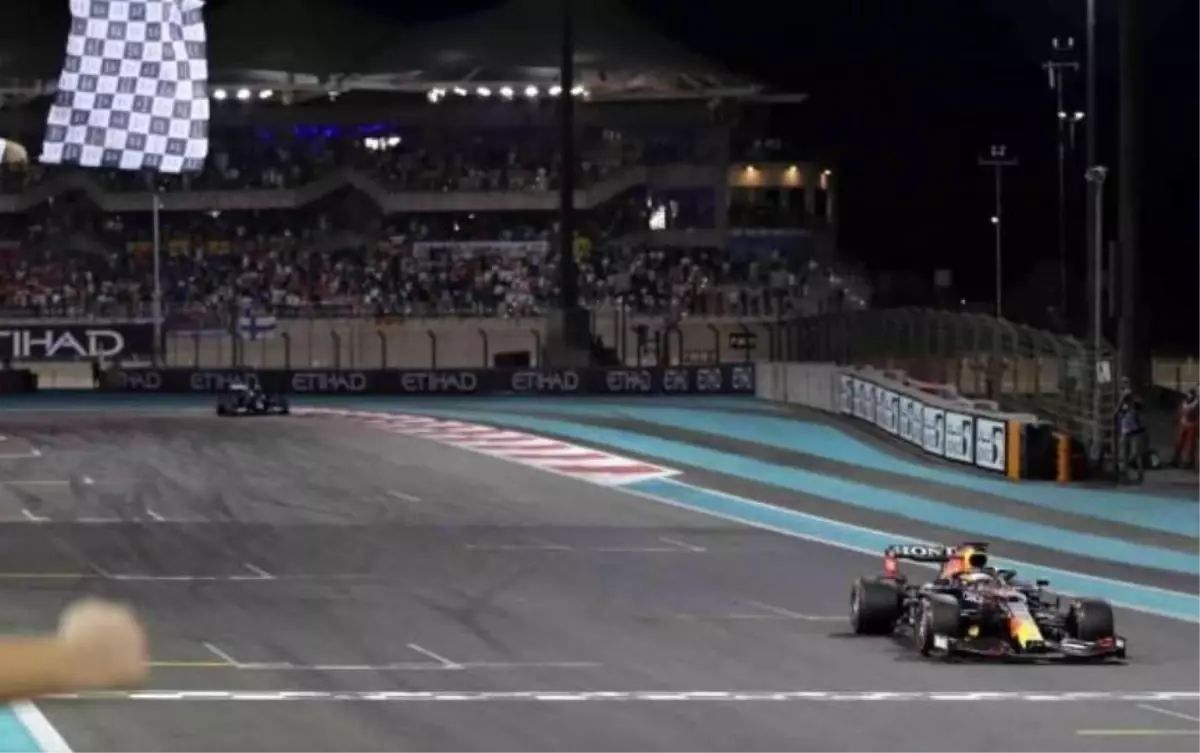 Formula 1 şampiyonu kim oldu? 2021 F1 şampiyonu kimdir? F1 2021 Dünya Şampiyonu Lewis Hamilton mu Max Verstappen mi oldu?