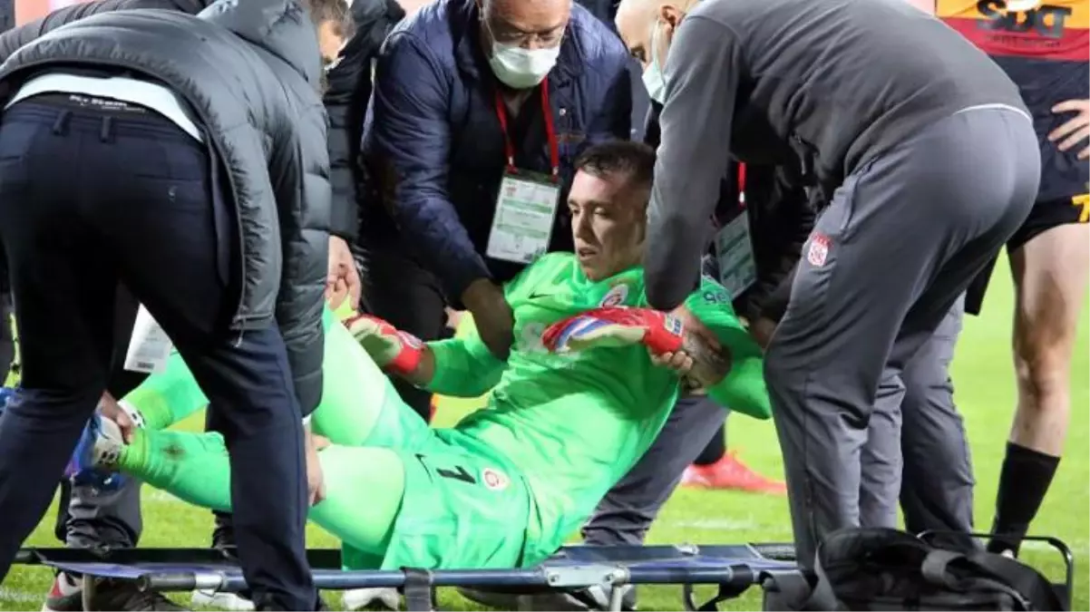 Sivasspor'dan tepki çeken paylaşım! Muslera'nın içler acısı görüntüsüyle galibiyeti kutladılar