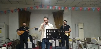 Kozan'da konserde Emin Demir ve Atilla Yılmaz sahne aldı