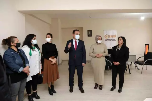 Vali Akbıyık, kadın kooperatifini ziyaret etti