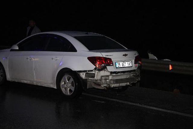 Manisa'da 11 aracın karıştığı zincirleme kazada 1 kişi yaralandı