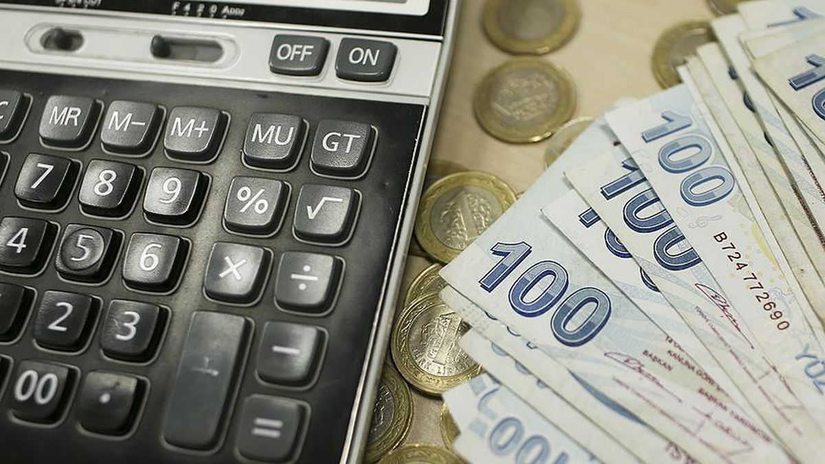 Asgari ücret doları etkiler mi? Asgari ücret açıklaması sonrasında dolar artar mı? Asgari ücret kaç dolar?