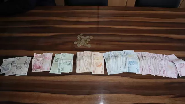 Düzce'de bir dilencinin üzerinden 11 bin 810 lira çıktı