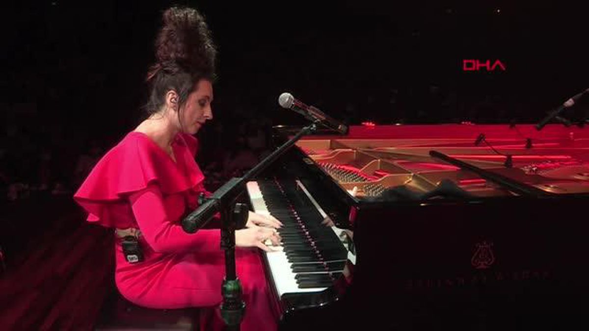 'PİYANONUN KRALİÇELERİ'NDEN UNUTULMAZ KONSER