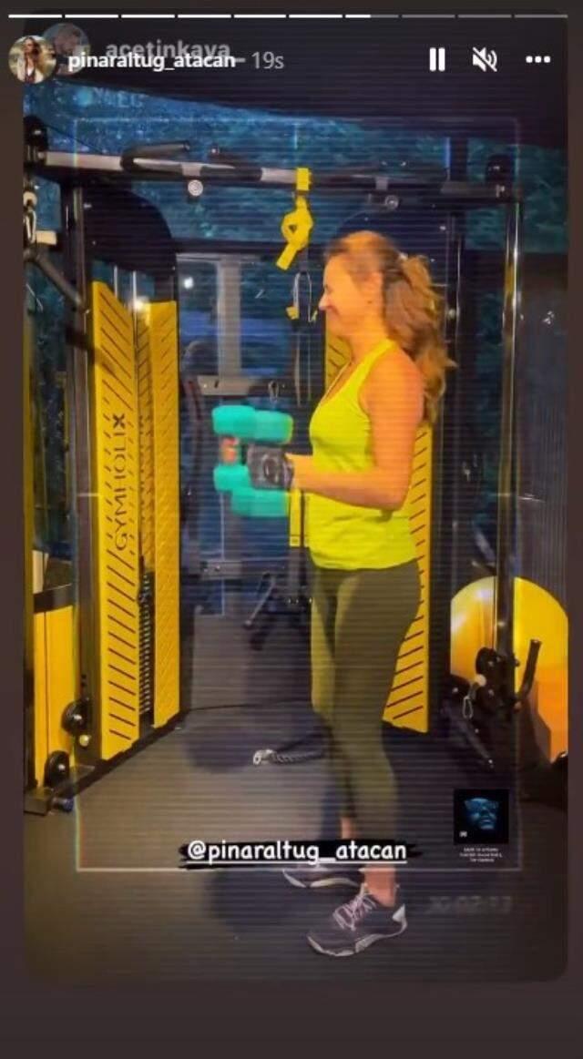 Spor yaptığı anlar paylaşan Pınar Altuğ, fit vücuduyla herkesi hayran bırakıyor