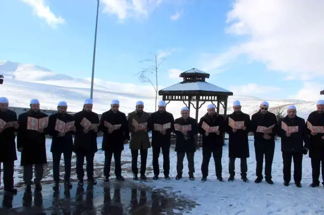 Erzurum'un 500 yıllık kadim geleneği 'Binbir Hatim' başladı