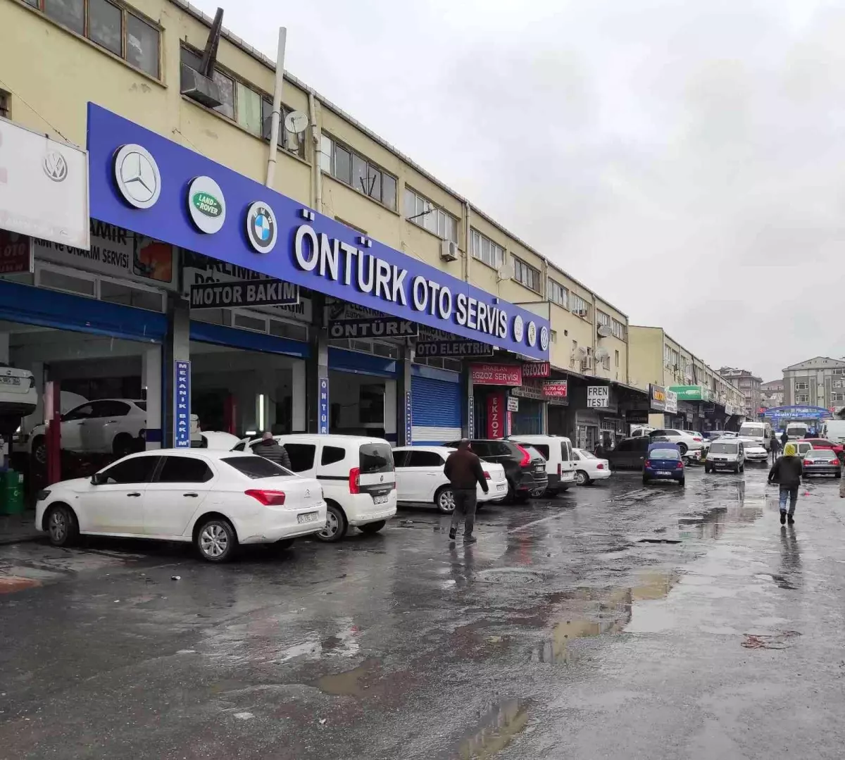 İstanbul'da kar beklentisi kışlık araç bakımlarında yoğunluk oluşturdu