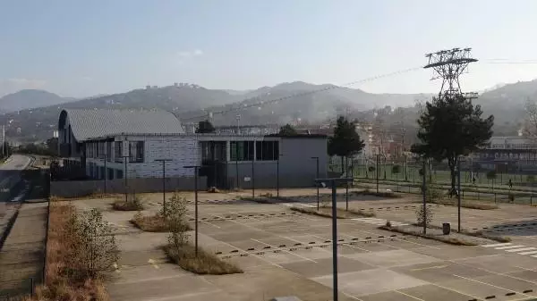 100 milyon TL'ye yapıldı, ilk yıl 60 bin kişiyi ağırladı! Karadeniz'in en uzun teleferiği çürümeye terk edildi 100 milyon TL'ye yapıldı, ilk yıl 60 bin kişiyi ağırladı! Karadeniz'in en uzun teleferiği çürümeye terk edildi