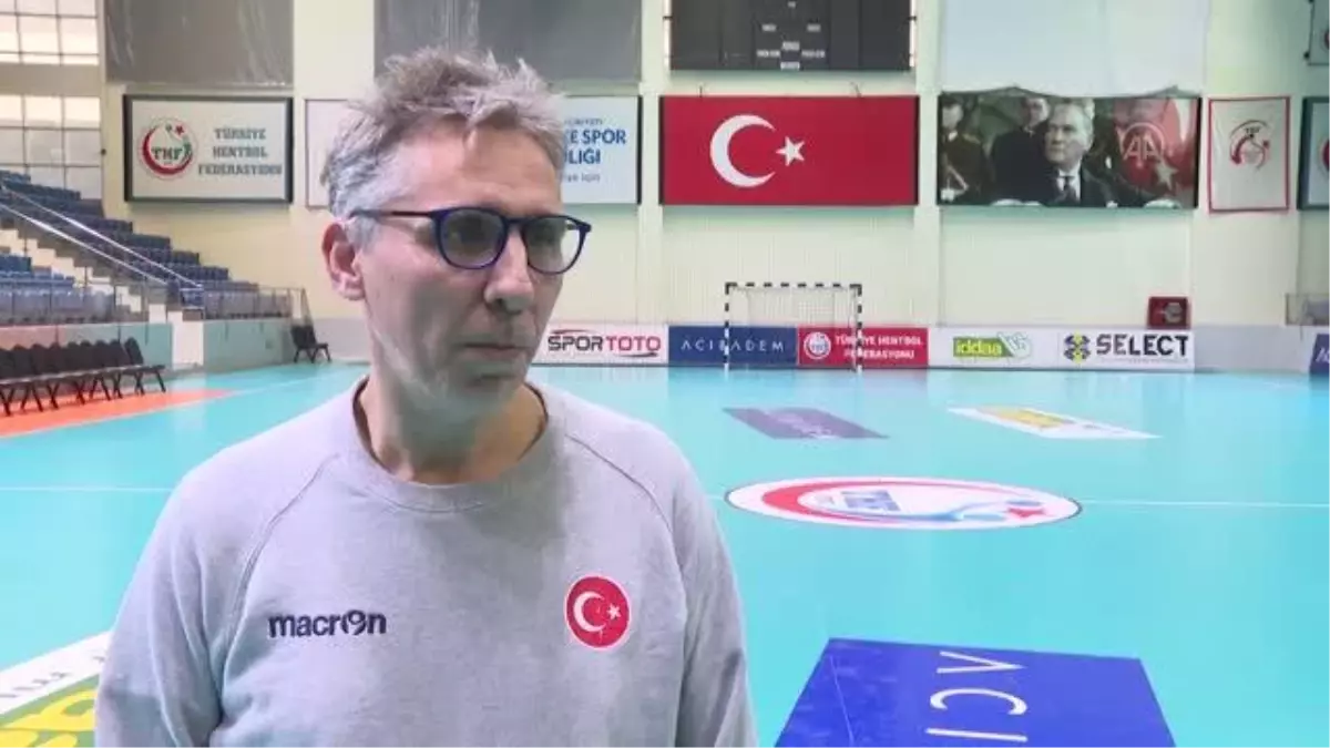 A Milli Erkek Hentbol Takımı, Romanya'daki turnuva için kampa girdi