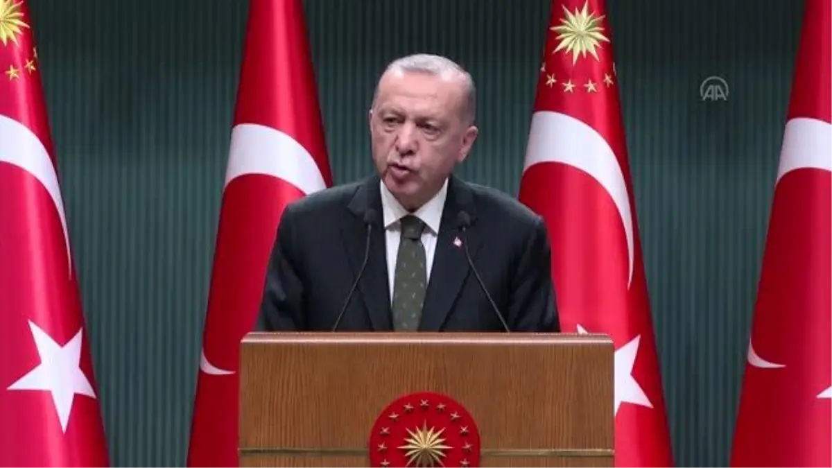 Cumhurbaşkanı Erdoğan: 'Bundan sonra hiçbir vatandaşımızın 'kur daha yüksek olacak' diye mevduatını Türk lirasından dövize geçirmesine ihtiyaç...