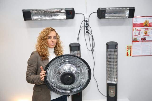 Devlet desteğiyle kurduğu şirkette ürettiği elektrikli sobaları 3 ülkeye satıyor Devlet desteğiyle kurduğu şirkette ürettiği elektrikli sobaları 3 ülkeye satıyor