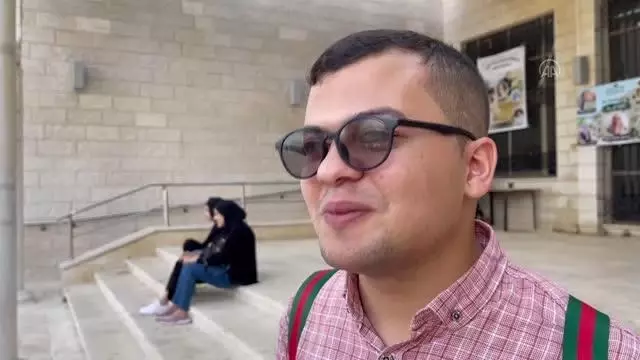 Görme engelli Filistinli genç, eğitim ve sosyal hayatındaki başarılarla ilham kaynağı oluyor
