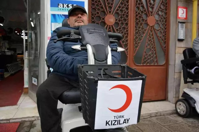 Kızılay'dan engelleri aşan hediye