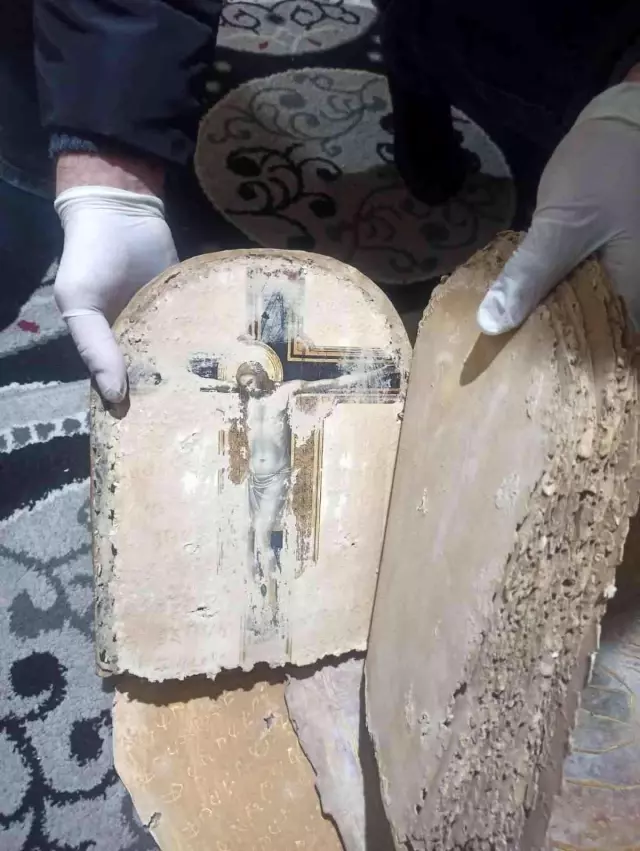 Şanlıurfa'da piyasa değeri 2 milyon dolar olan tarihi eserler ele geçirildi