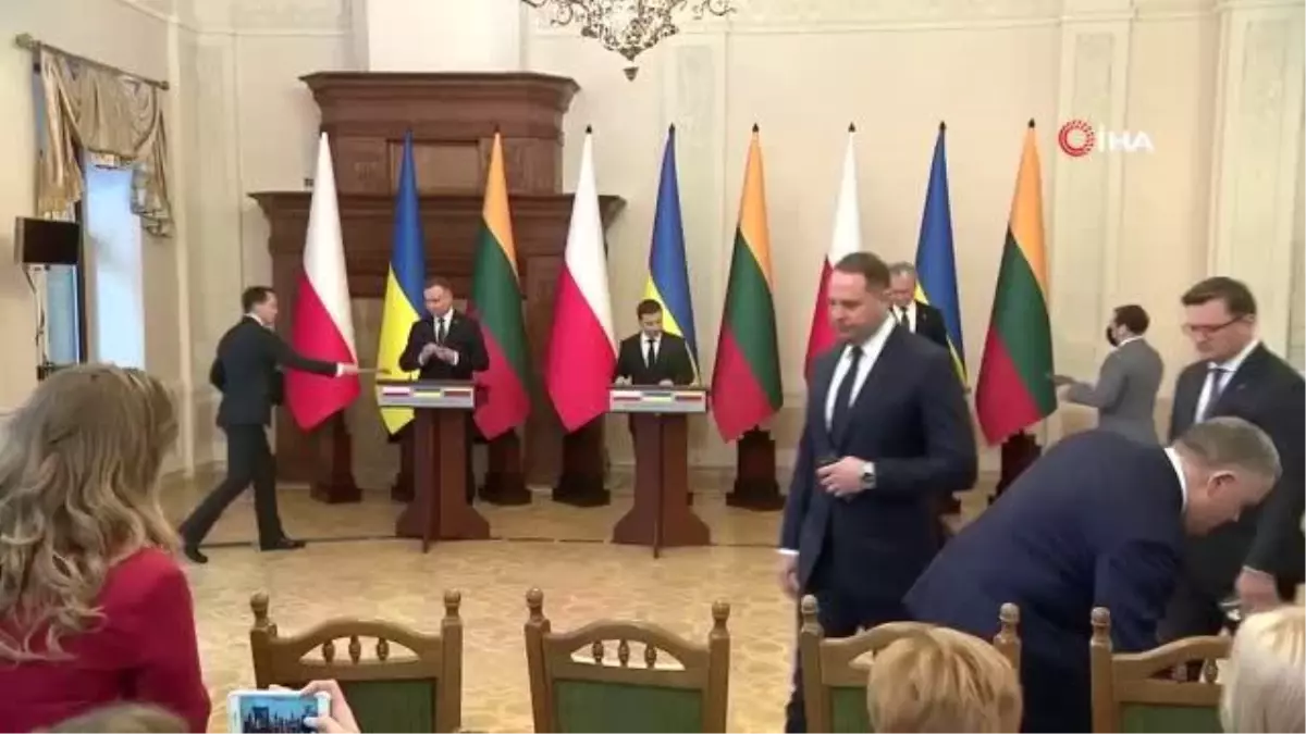 (VARŞOVA)- Ukrayna'da Lublin Üçgeni Zirvesi- 'Avrupa'yı Rus Saldırganlığına Karşı Korumalıyız'
