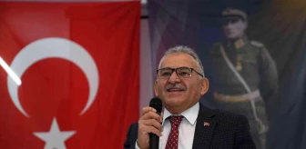 Başkan Büyükkılıç, Pınarbaşı'da Muhtarlarla İstişare Toplantısı Yaptı