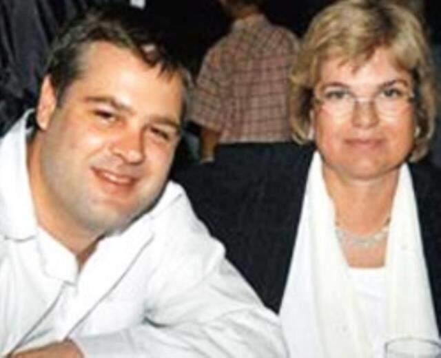 Tansu Çiller ve gelini arasında ''Belgede sahtecilik'' davası! Tansu Çiller ve gelini arasında ''Belgede sahtecilik'' davası!