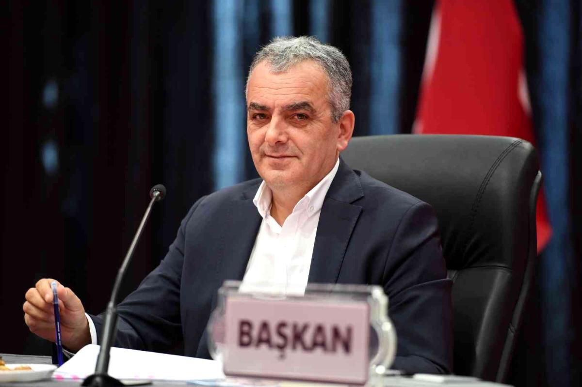 Semih Esen kimdir? Konyaaltı Belediye Başkanı Semih Esen kimdir, kaç yaşında, nereli, mesleği ne? Hayatı ve biyografisi!
