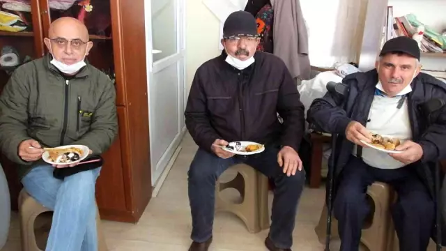 Balıkesir'de engelli vatandaşların Yerli Malı Haftası mutluluğu