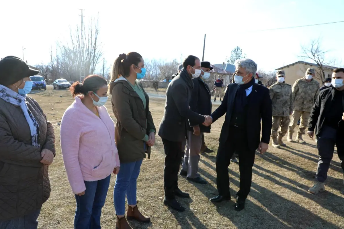Sayın Valimiz, Tadilat ve Çevre Düzenlemesi Tamamlanan Cem Evlerini Ziyaret Etti