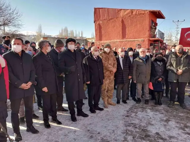 Şenkaya'da Allahuekber şehitleri anıldı