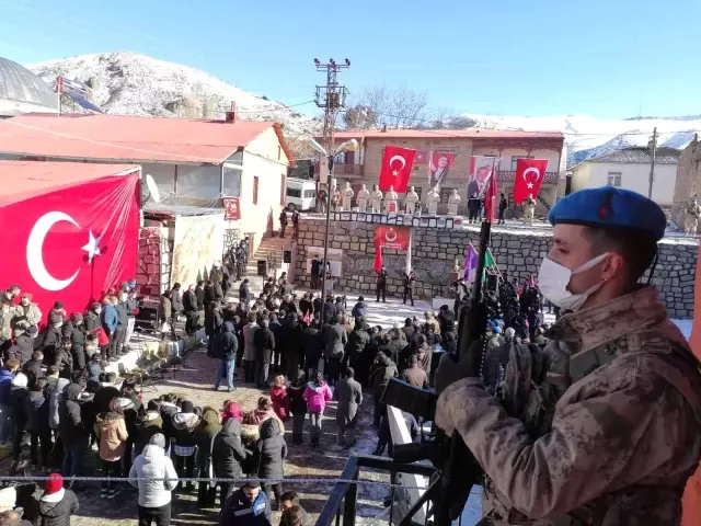 Şenkaya'da Allahuekber şehitleri anıldı