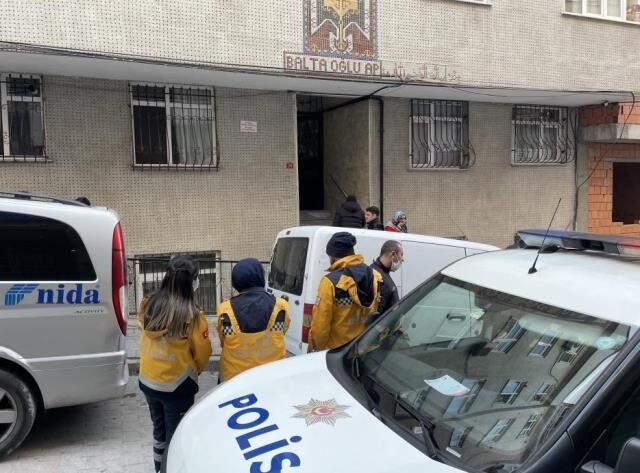 Kan donduran olay! Cinnet getiren baba, 7 yaşındaki oğlunu boğazını keserek öldürdü Kan donduran olay! Cinnet getiren baba, 7 yaşındaki oğlunu boğazını keserek öldürdü