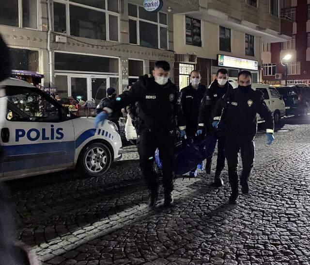 Yaşlı çift evlerinde ölü bulundu! Polis tek ihtimal üzerinde duruyor Yaşlı çift evlerinde ölü bulundu! Polis tek ihtimal üzerinde duruyor