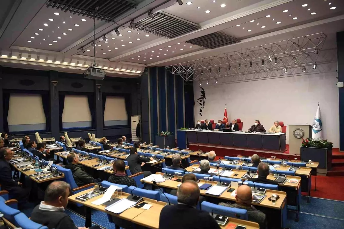 Başkan Büyükkılıç'tan 5.5 Saatlik Değerlendirme Toplantısı