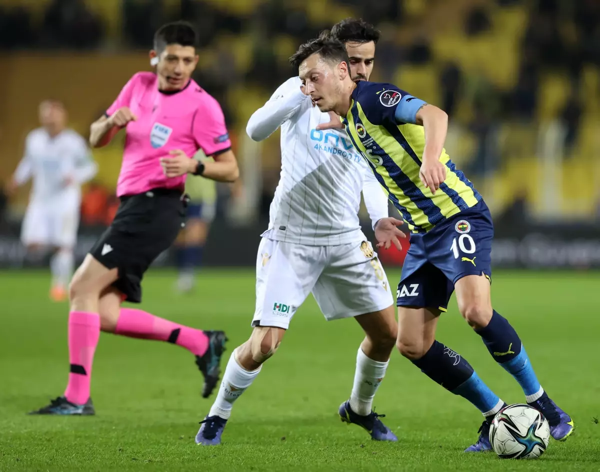 Futbol: Spor Toto Süper Lig