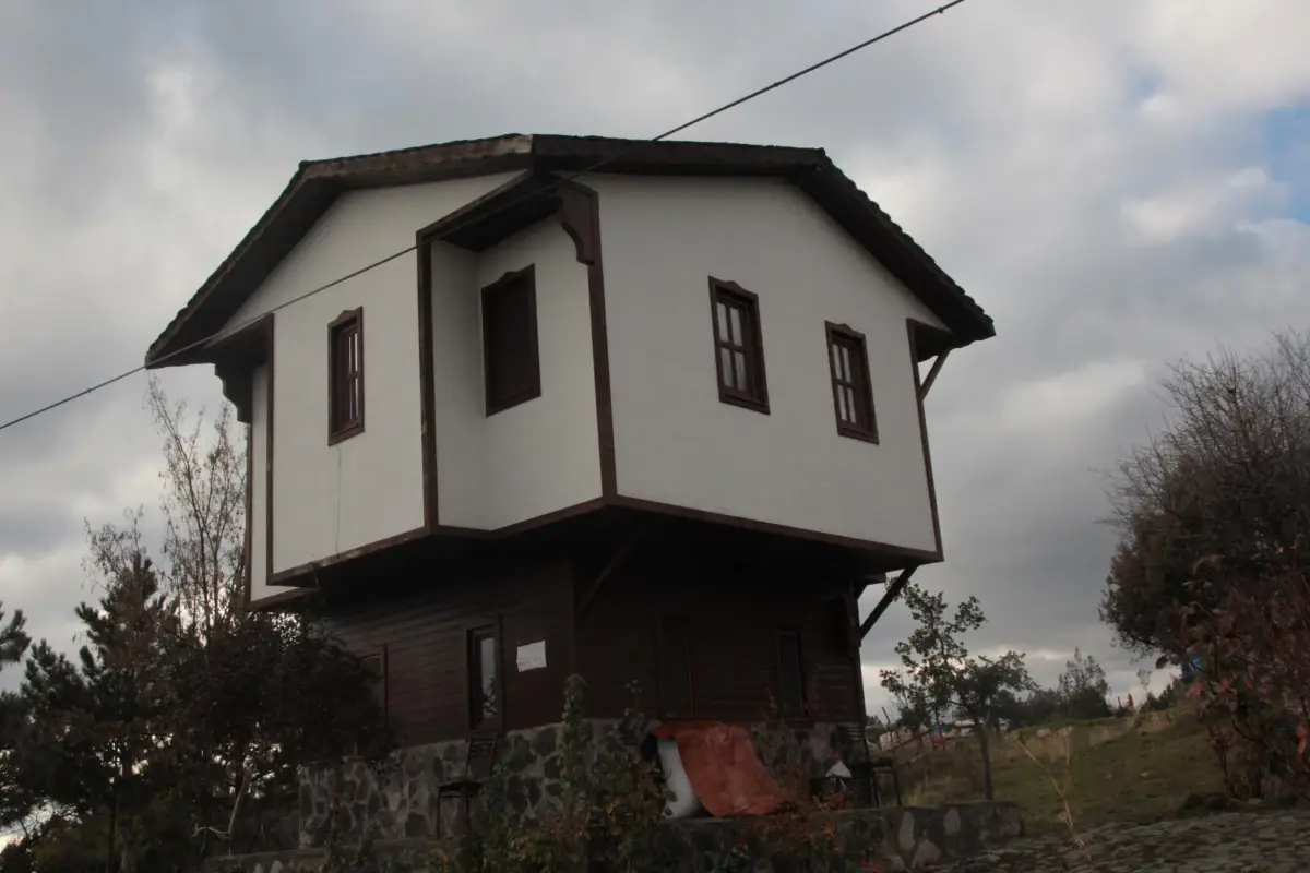 Kıbrıscık'a 10 bungalov ev yapılacak