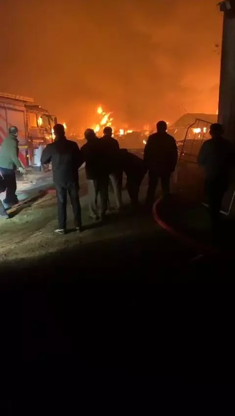 Fabrika yangınıyla ilgili Düzce Valiliğinden açıklama