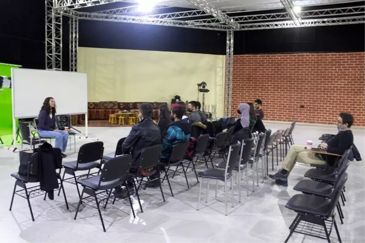 Bir Hikâye Anlatmak Adlı Konferans Düzenlendi